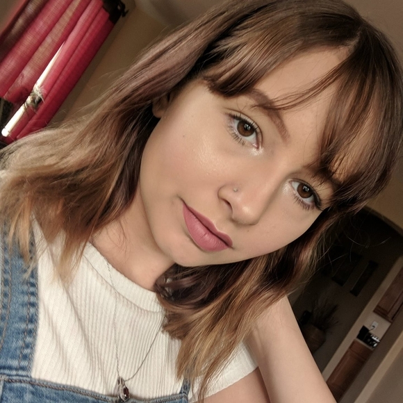 Meet your Posher, Callie - Picture 1 of 1